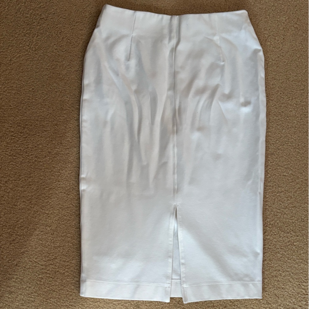 DKNY Pencil skirt